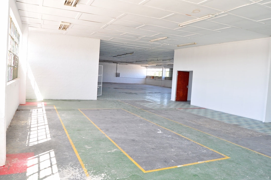 To Let commercial Property for Rent in Maitland Western Cape